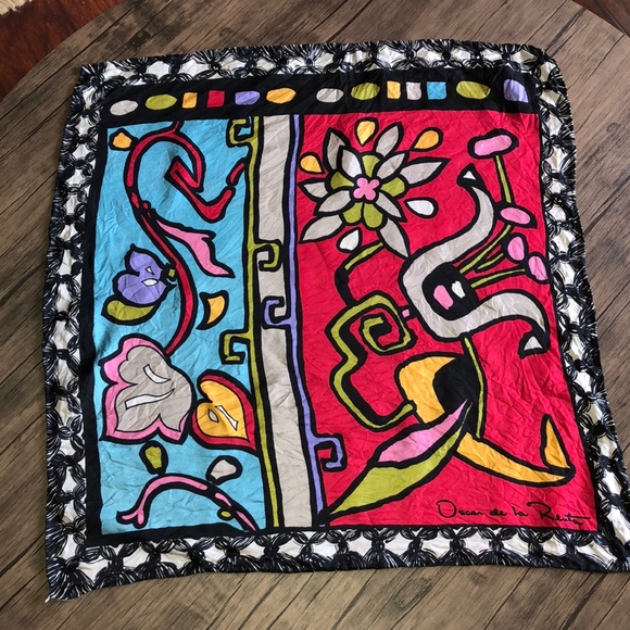 Oscar de la Renta Accessories - Vintage Oscar de la Renta flower scarf abstract